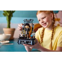 Конструктор LEGO Wednesday 76780 Фигурка Уэнсдэй Аддамс