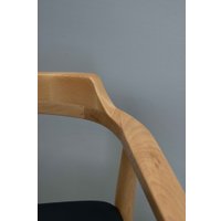 Стул с подлокотниками Sheffilton SHT-S204 (черный/прозрачный лак)