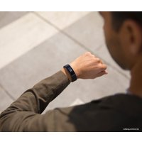 Фитнес-браслет Fitbit Inspire HR (черный)