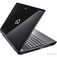 Ноутбук Fujitsu LIFEBOOK AH532 (AH532MPZG2RU)