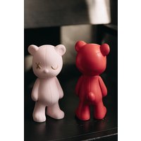 Статуэтка К.РАМА Мишка кожаный Kaws & Bearbrick (малиновый)
