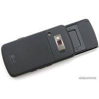 Кнопочный телефон LG KF600