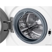 Стиральная машина LG F2V3HS0W