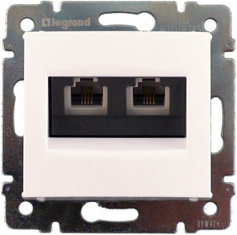 

Розетка телефонная Legrand Valena 694275