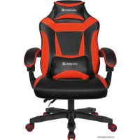 Игровое (геймерское) кресло Defender Master (черный/красный)