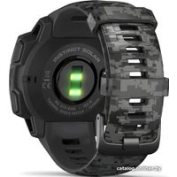 Умные часы Garmin Instinct Solar Camo Edition (графит)