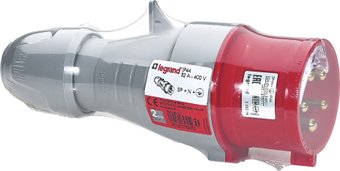 Розетка промышленная Legrand 3P+N+E IP44 32А 380V