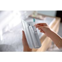 Электрическая зубная щетка Philips Sonicare 3100 series HX3671/13