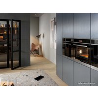 Электрический духовой шкаф Electrolux EOB9S31WX