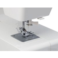 Электромеханическая швейная машина Chayka MasterStich 111