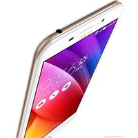 Смартфон ASUS ZenFone Max (2016) 2GB/32GB [ZC550KL] White