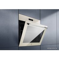 Электрический духовой шкаф Electrolux LOE7C31S