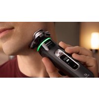 Электробритва Philips i9000 Prestige SkinIQ XP9200/30