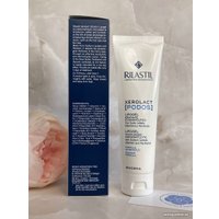  Rilastil Увлажняющий, отшелушивающий липогель для стоп и пяточек 100 мл