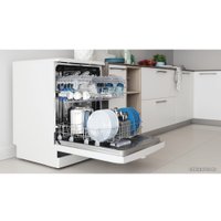 Отдельностоящая посудомоечная машина Indesit DFE 1B19 14