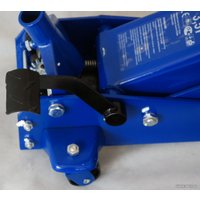 Подкатной домкрат AE&T T31203 3.5т