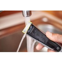 Триммер для бороды и усов Philips OneBlade QP6520/20