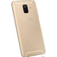 Телефон Samsung Galaxy A6 (2018) 3GB/32GB (золотистый)