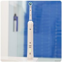 Электрическая зубная щетка Oral-B Smart 4 4000N (D601.524.3)