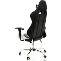 Игровое (геймерское) кресло Calviano Lucaro (черный/белый)