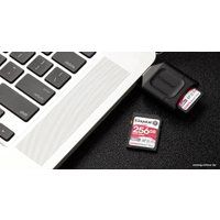 Карта памяти Kingston Canvas React Plus SDXC 256GB (с кардридером)