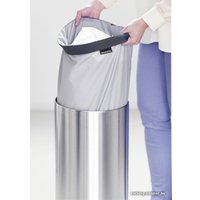 Бак Brabantia 103469 (стальной матовый, крышка темно-серая пластиковая)