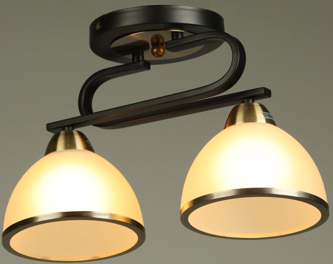 

Люстра средней высоты BayerLux Рендо 10352905 (черный/бронзовый)