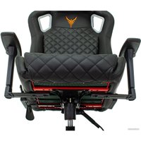 Игровое (геймерское) кресло Knight Outrider (черный/оранжевый)