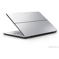 Ноутбук Sony VAIO SVF11N1S2RS