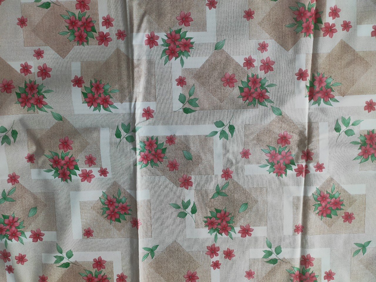 

Скатерть Dekorelle Jakline 140x2000 666