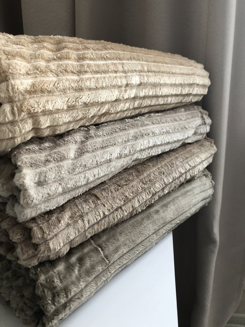 

Плед BranDom Полоска 200х220 22-2208 (бежевый)