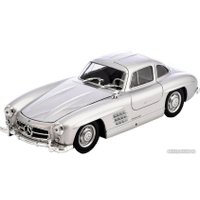 Легковой автомобиль Bburago Мерседес Бенц 300SL 18-22023 (серый)