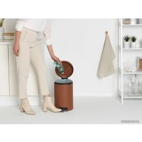 Мусорное ведро Brabantia Pedal Bin NewIcon 12 л (минерально-коричневый)