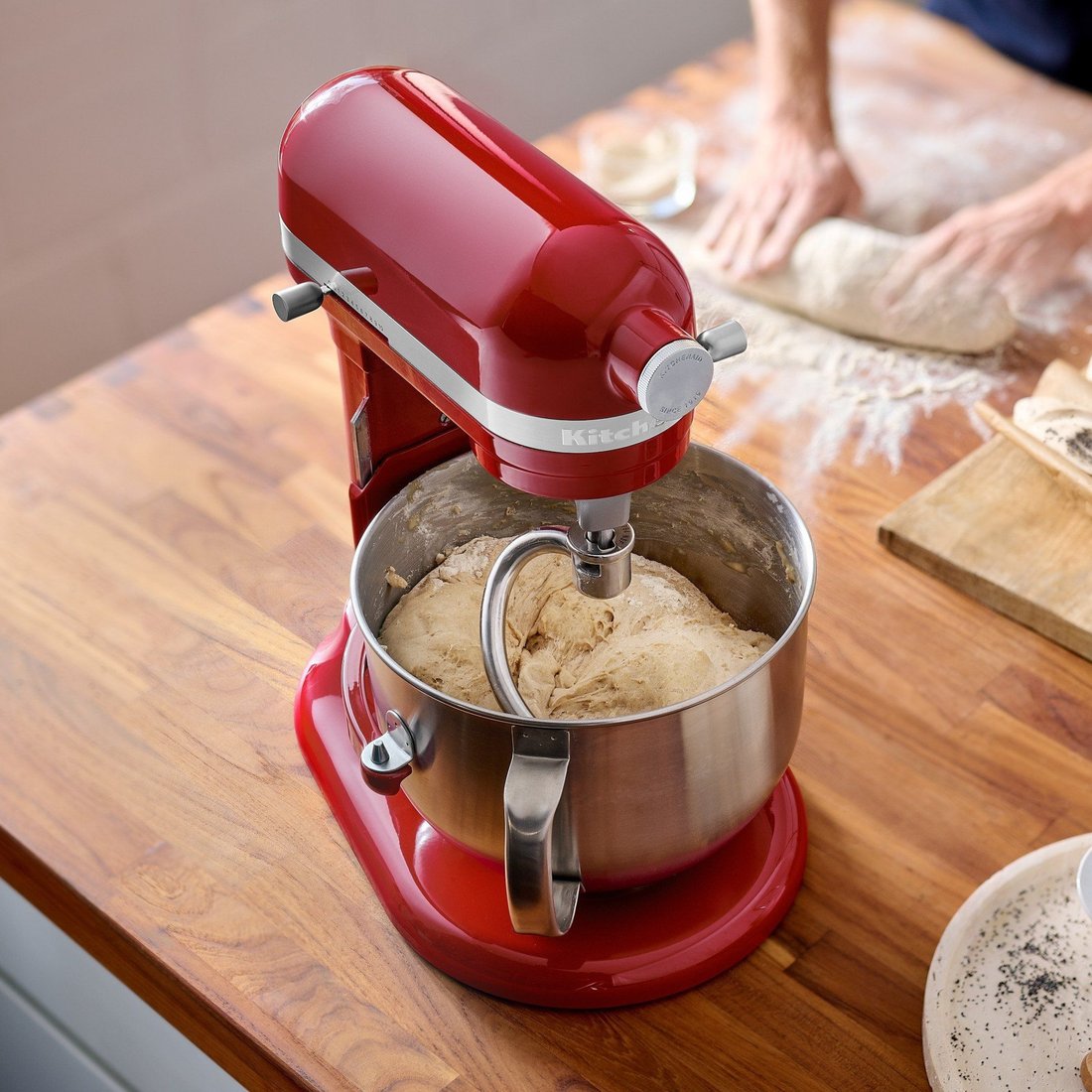 

Кухонная машина KitchenAid Artisan 5KSM70SHXEER