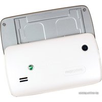 Телефон Sony Ericsson txt pro CK15i