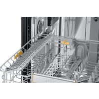 Встраиваемая посудомоечная машина Samsung Bespoke DW60CB895UAPET