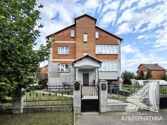 4-комн. квартира — Брест ПУГАЧЕВО