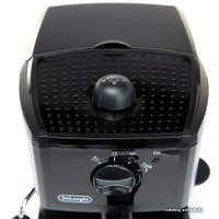Рожковая кофеварка DeLonghi EC 145