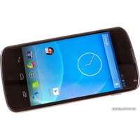 Телефон LG Nexus 4 (16Gb) (E960)