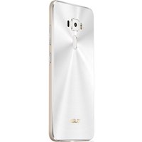 Смартфон ASUS ZenFone 3 64GB Moonlight White [ZE552KL]