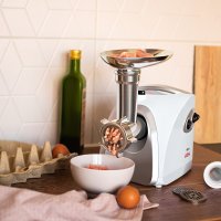 Мясорубка Aresa AR-2106 с насадкой-овощерезкой AR-3804