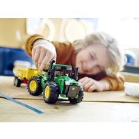 Конструктор LEGO Technic 42136 John Deere 9620R 4WD Tractor