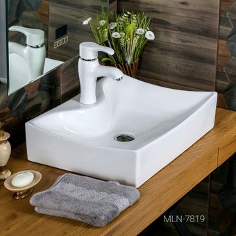 Умывальник Melana MLN-7819