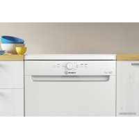 Отдельностоящая посудомоечная машина Indesit DFE 1B19 14