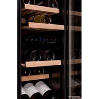 Винный шкаф Dunavox DAUF-17.58DB