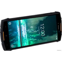 Телефон Doogee S55 (оранжевый)