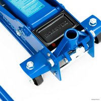 Подкатной домкрат Rossvik TH33007 3т