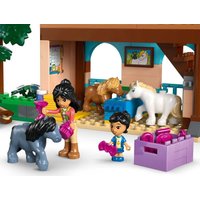 Конструктор LEGO Friends 42654 Ранчо и конюшня пони