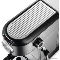 Рожковая кофеварка Kitfort KT-792