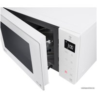 Микроволновая печь LG MS23M38GIH